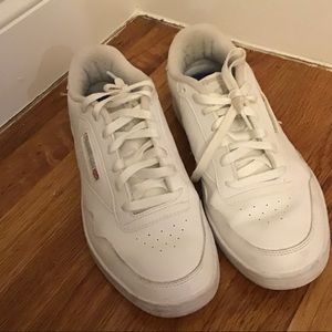 Reebok MENS tennis sneaker. Sz 10